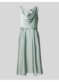 Sukienka koktajlowa o długości do kolan z lejącym dekoltem ze sklepu Peek&Cloppenburg  w kategorii Sukienki - zdjęcie 173660621