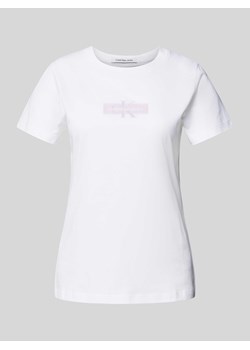 T-shirt o kroju slim fit z nadrukiem z logo model ‘MONOLOGO’ ze sklepu Peek&Cloppenburg  w kategorii Bluzki damskie - zdjęcie 173660653