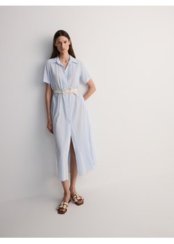Reserved - Koszulowa sukienka midi z wiskozą - jasnoniebieski ze sklepu Reserved w kategorii Sukienki - zdjęcie 173661203