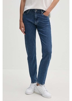 Calvin Klein jeansy damskie kolor niebieski K20K207268 ze sklepu ANSWEAR.com w kategorii Jeansy damskie - zdjęcie 173669171