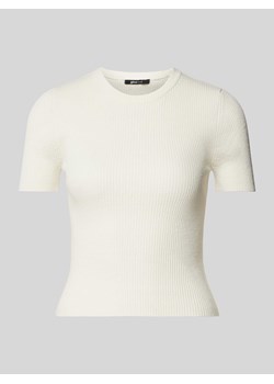 T-shirt krótki z drobnym prążkowaniem ze sklepu Peek&Cloppenburg  w kategorii Bluzki damskie - zdjęcie 173672062