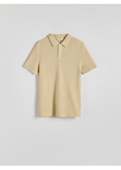 Reserved - Strukturalna koszulka polo regular - beżowy ze sklepu Reserved w kategorii T-shirty męskie - zdjęcie 173676613