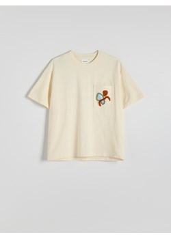 Reserved - T-shirt boxy z kieszonką - beżowy ze sklepu Reserved w kategorii T-shirty męskie - zdjęcie 173676633