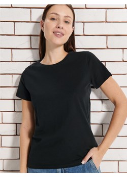 Sinsay - Gładka koszulka z krótkim rękawem - czarny ze sklepu Sinsay w kategorii Bluzki damskie - zdjęcie 173683021