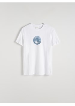 Reserved - T-shirt regular z nadrukiem - biały ze sklepu Reserved w kategorii T-shirty męskie - zdjęcie 173698254