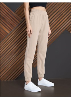 Sinsay - Spodnie dresowe - beżowy ze sklepu Sinsay w kategorii Spodnie damskie - zdjęcie 173699031