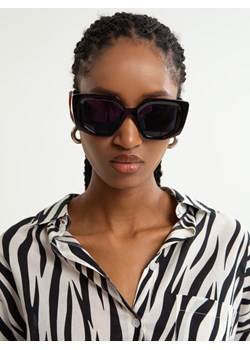 Okulary przeciwsłoneczne damskie czarne Aroni 906 ze sklepu Big Star w kategorii Okulary przeciwsłoneczne damskie - zdjęcie 173700363