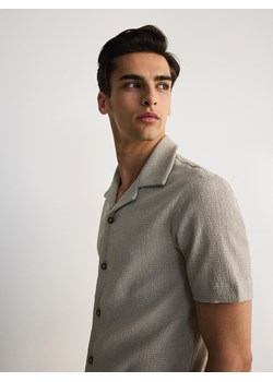 Reserved - Koszula comfort fit - beżowy ze sklepu Reserved w kategorii Koszule męskie - zdjęcie 173711073