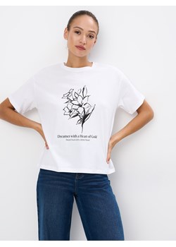 Mohito - Biały t-shirt z nadrukiem - biały ze sklepu Mohito w kategorii Bluzki damskie - zdjęcie 173712754