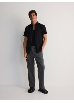 Reserved - Spodnie wide leg z kantem - szary ze sklepu Reserved w kategorii Spodnie męskie - zdjęcie 173714202