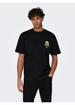 ONLY &amp; SONS Koszulka w kolorze czarnym ze sklepu Limango Polska w kategorii T-shirty męskie - zdjęcie 173727472