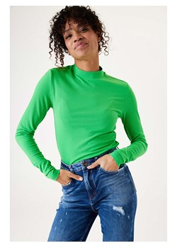 Garcia Koszulka w kolorze zielonym ze sklepu Limango Polska w kategorii Bluzki damskie - zdjęcie 173727910