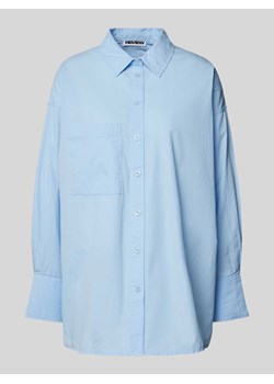 Bluzka koszulowa o kroju oversized z kieszenią na piersi ze sklepu Peek&Cloppenburg  w kategorii Koszule damskie - zdjęcie 173728783