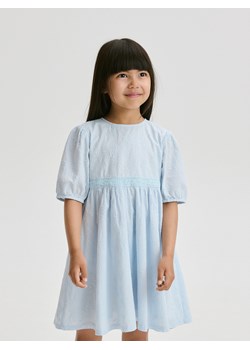 Reserved - Sukienka z kwiatowym wzorem - jasnoniebieski ze sklepu Reserved w kategorii Sukienki dziewczęce - zdjęcie 173731031