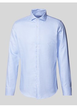 Koszula biznesowa o kroju slim fit z fakturowanym wzorem ze sklepu Peek&Cloppenburg  w kategorii Koszule męskie - zdjęcie 173743480
