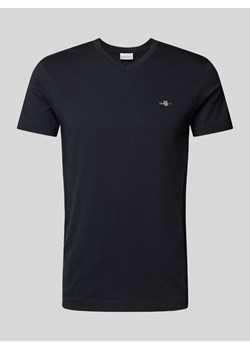 T-shirt o kroju regular fit z wyhaftowanym logo ze sklepu Peek&Cloppenburg  w kategorii T-shirty męskie - zdjęcie 173743522