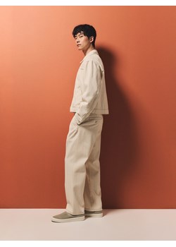 Reserved - Spodnie straight z wiązaniem - złamana biel ze sklepu Reserved w kategorii Jeansy męskie - zdjęcie 173745010