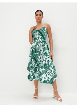 Mohito - Zielona sukienka midi z wiskozy - zielony ze sklepu Mohito w kategorii Sukienki - zdjęcie 173746243