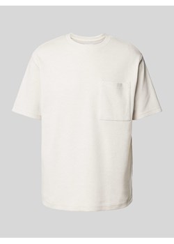 T-shirt z nakładaną brustaszą ze sklepu Peek&Cloppenburg  w kategorii T-shirty męskie - zdjęcie 173760502
