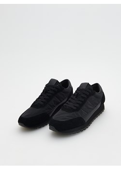 Reserved - Sneakersy z łączonych materiałów - czarny ze sklepu Reserved w kategorii Buty sportowe męskie - zdjęcie 173766223