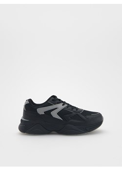Reserved - Sportowe sneakersy - czarny ze sklepu Reserved w kategorii Kurtki męskie - zdjęcie 173766362