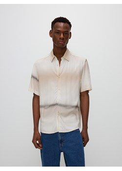 Reserved - Koszula relaxed fit - beżowy ze sklepu Reserved w kategorii Koszule męskie - zdjęcie 173767614