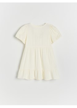 Reserved - Muślinowa sukienka z bufkami - kremowy ze sklepu Reserved w kategorii Sukienki dziewczęce - zdjęcie 173768074