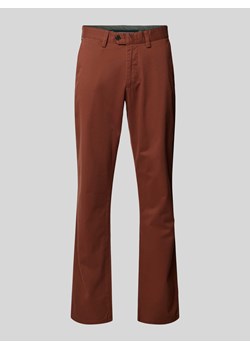 Chinosy o kroju tapered fit z kieszeniami z tyłu ze sklepu Peek&Cloppenburg  w kategorii Spodnie męskie - zdjęcie 173769751