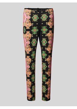 Spodnie materiałowe skrócone z zakładkami w pasie model ‘Sydney’ ze sklepu Peek&Cloppenburg  w kategorii Spodnie damskie - zdjęcie 173769753