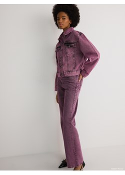 Reserved - Jeansy Barbie™ z efektem sprania - fioletowy ze sklepu Reserved w kategorii Jeansy damskie - zdjęcie 173772112