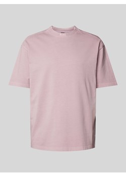 T-shirt o kroju oversized z wyhaftowanym logo ze sklepu Peek&Cloppenburg  w kategorii T-shirty męskie - zdjęcie 173780294
