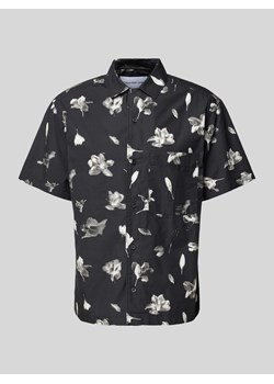 Koszula casualowa o kroju relaxed fit z kieszenią na piersi ze sklepu Peek&Cloppenburg  w kategorii Koszule męskie - zdjęcie 173780393