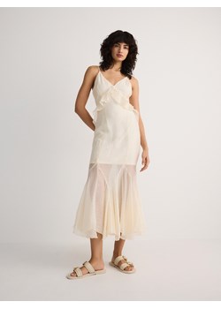 Reserved - Sukienka maxi z falbanami - złamana biel ze sklepu Reserved w kategorii Sukienki - zdjęcie 173783933