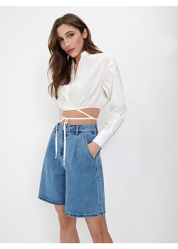 Sinsay - Szorty jeansowe high waist - niebieski ze sklepu Sinsay w kategorii Szorty - zdjęcie 173784692