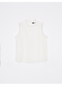 Mohito - Elegancki biały top ze stójką - biały ze sklepu Mohito w kategorii Bluzki damskie - zdjęcie 173785351