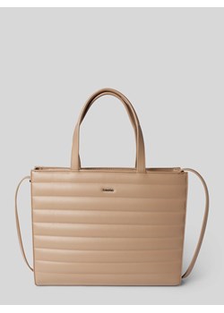 Torba tote z detalem z logo model ‘LINE QUILT’ ze sklepu Peek&Cloppenburg  w kategorii Torby Shopper bag - zdjęcie 173789622