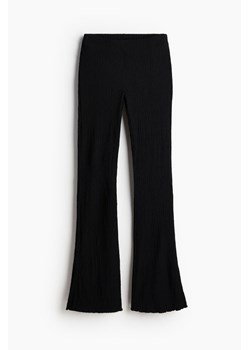 H & M - Rozszerzane legginsy o strukturalnym splocie - Czarny ze sklepu H&M w kategorii Spodnie damskie - zdjęcie 173796764