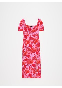 Mohito - Sukienka midi z wiskozy - mocny różowy ze sklepu Mohito w kategorii Sukienki - zdjęcie 173801591