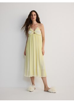 Reserved - Plisowana sukienka midi z wiązaniem - jasnożółty ze sklepu Reserved w kategorii Sukienki - zdjęcie 173801874