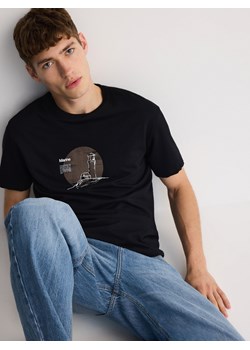 Reserved - T-shirt regular z nadrukiem - czarny ze sklepu Reserved w kategorii T-shirty męskie - zdjęcie 173809133