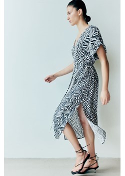 H & M - Krepowana sukienka z guzikami - Biały ze sklepu H&M w kategorii Sukienki - zdjęcie 173812103