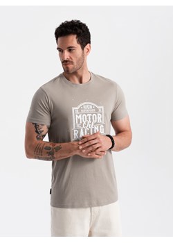 T-shirt męski z nadrukiem w stylu motocyklowym – popielaty V3 OM-TSPT-0125 ze sklepu ombre w kategorii T-shirty męskie - zdjęcie 173814440