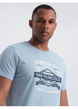 Bawełniany męski t-shirt z nadrukiem San Francisco – błękitny V1 OM-TSPT-0120 ze sklepu ombre w kategorii T-shirty męskie - zdjęcie 173814460