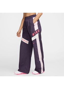 Damskie spodnie z wysokim stanem Nike Sportswear - Fiolet ze sklepu Nike poland w kategorii Spodnie damskie - zdjęcie 173816862