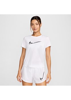 Damska koszulka do biegania z krótkim rękawem i grafiką Dri-FIT Nike One - Biel ze sklepu Nike poland w kategorii Bluzki damskie - zdjęcie 173816963