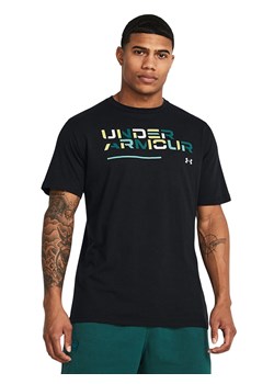 Under Armour Koszulka &quot;Colorblock&quot; w kolorze czarnym ze sklepu Limango Polska w kategorii T-shirty męskie - zdjęcie 173818902