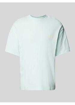 T-shirt o kroju oversized z prążkowanym,okrągłym dekoltem model ‘NOTO’ ze sklepu Peek&Cloppenburg  w kategorii T-shirty męskie - zdjęcie 173822994