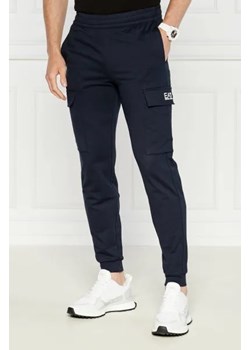 EA7 Spodnie | Regular Fit ze sklepu Gomez Fashion Store w kategorii Spodnie męskie - zdjęcie 173835534