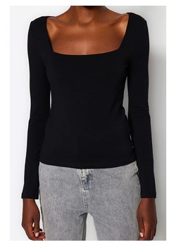 trendyol Koszulka w kolorze czarnym ze sklepu Limango Polska w kategorii Bluzki damskie - zdjęcie 173835740