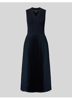 Sukienka midi z plisami model ‘Farara’ ze sklepu Peek&Cloppenburg  w kategorii Sukienki - zdjęcie 173840480